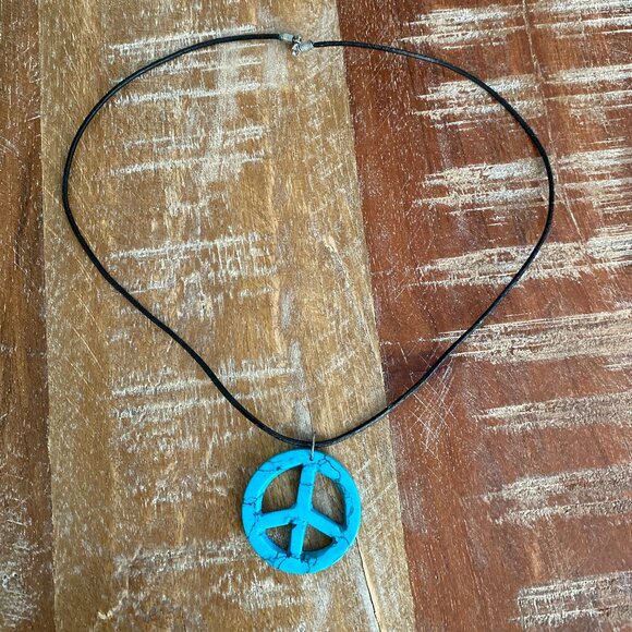 Pre-owned Hippie Peace Sign costume accesories perfect for this Halloween Season - Picture 1 of 9
